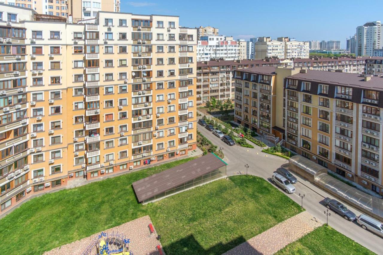 Lakki Apartment Odesa Exterior photo